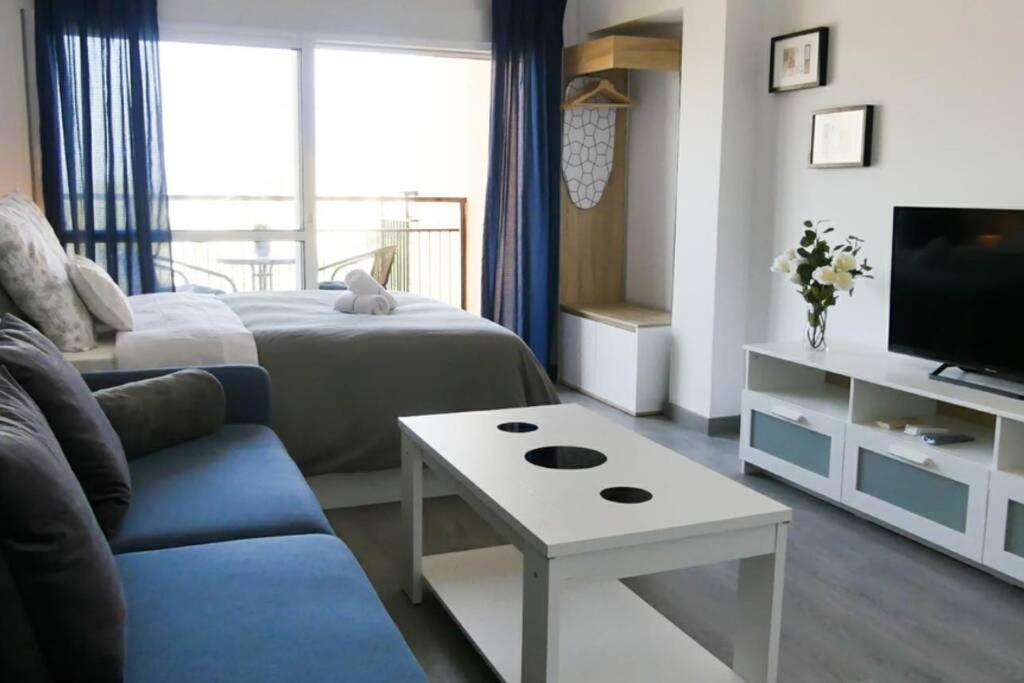 Holiday Rentals Piscina, Playa Parking A 5 Min Caminando Del Puerto De Benalmadena Exterior photo